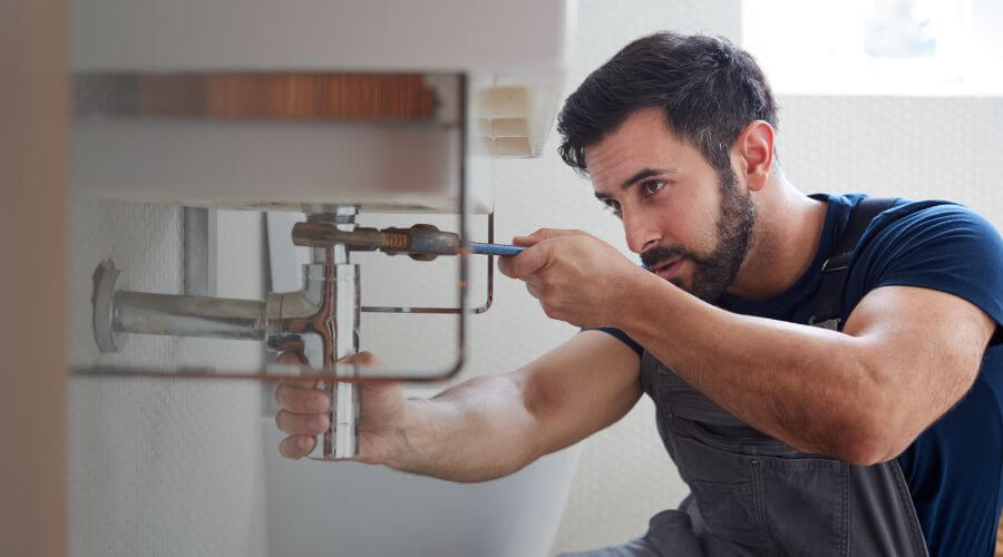 Expert burst pipe repair services in Crystal Beach, FL